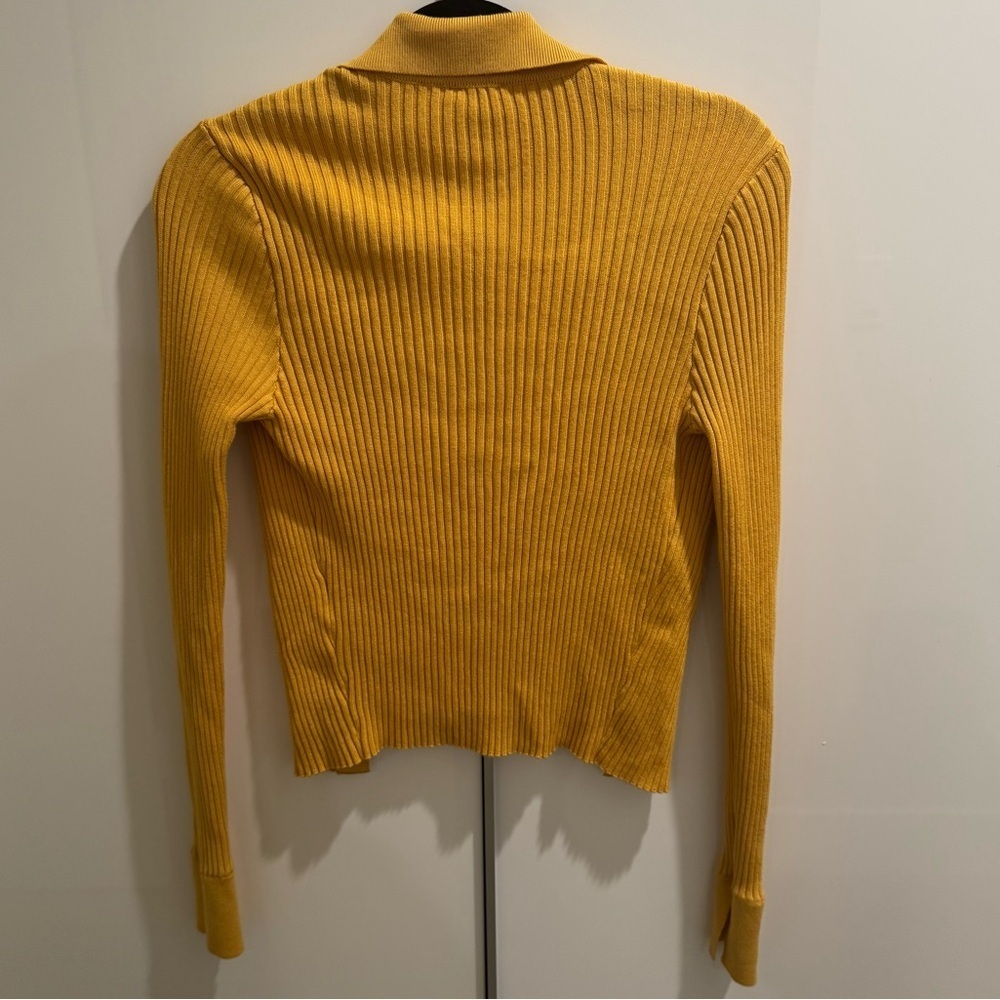 NWOT Abercrombie & Fitch Mustard Yellow Long Sleeve Cardigan Ribbed Top Size XS - Picture 7 of 7